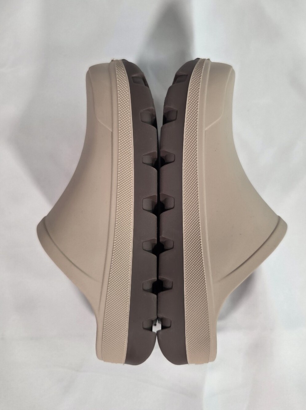 Kamik x Mira Mallius Nova Clogs Fossil Beige Bear Slip-on Mules US 6 | NWOT - Picture 5 of 6